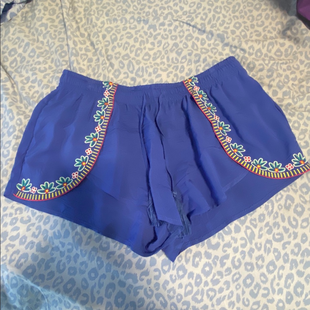 Pac Sun front petal shorts